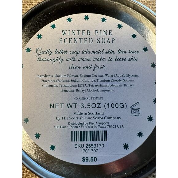 Christmas Holiday Soap in a Tin--Collectible Vintage Pier One - Picture 3 of 7